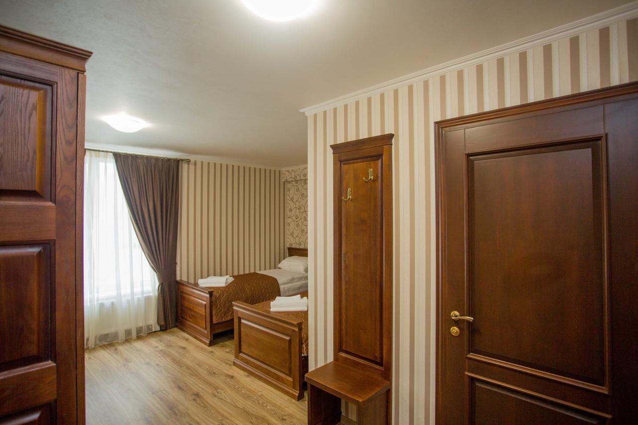 Guest House Villa Lamperti Dyyda Exterior photo