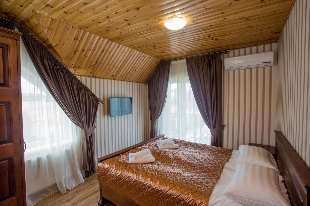 Guest House Villa Lamperti Dyyda Exterior photo
